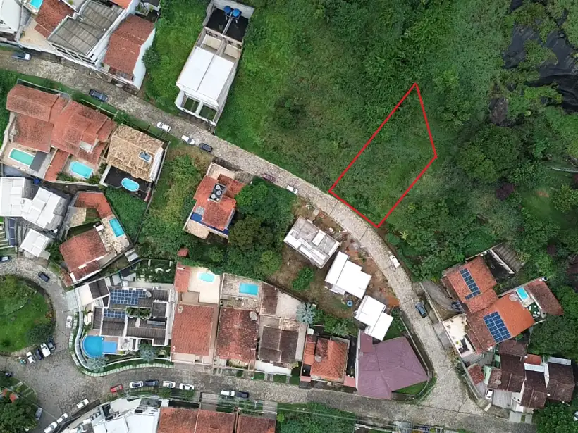 Terreno 354m² para venda no bairro Jardim Dona Angelina