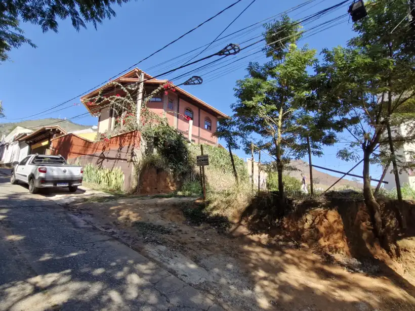 Terreno 744m² para venda no bairro Centro