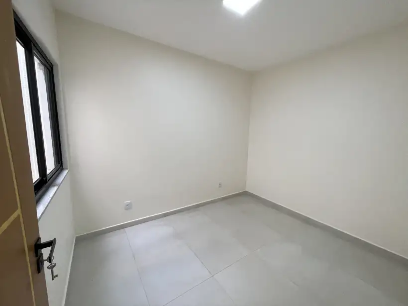 Apartamento de 2 quartos SENDO 1 suíte  - Santa Cruz