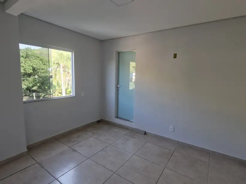 Apartamento 2 quartos para locação no bairro Canteiro