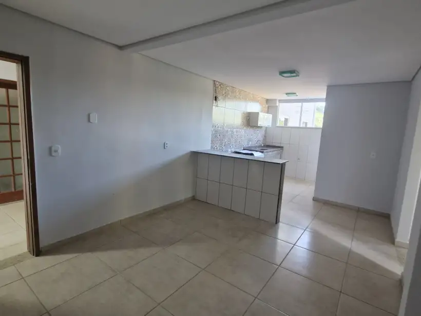 Apartamento 2 quartos para locação no bairro Canteiro