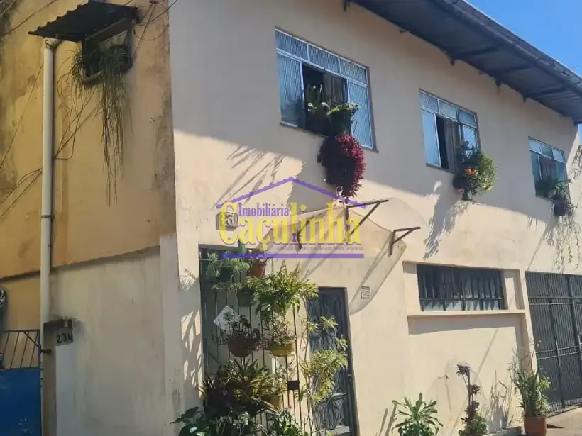 Casa 2 Quartos para venda no bairro Santanesia