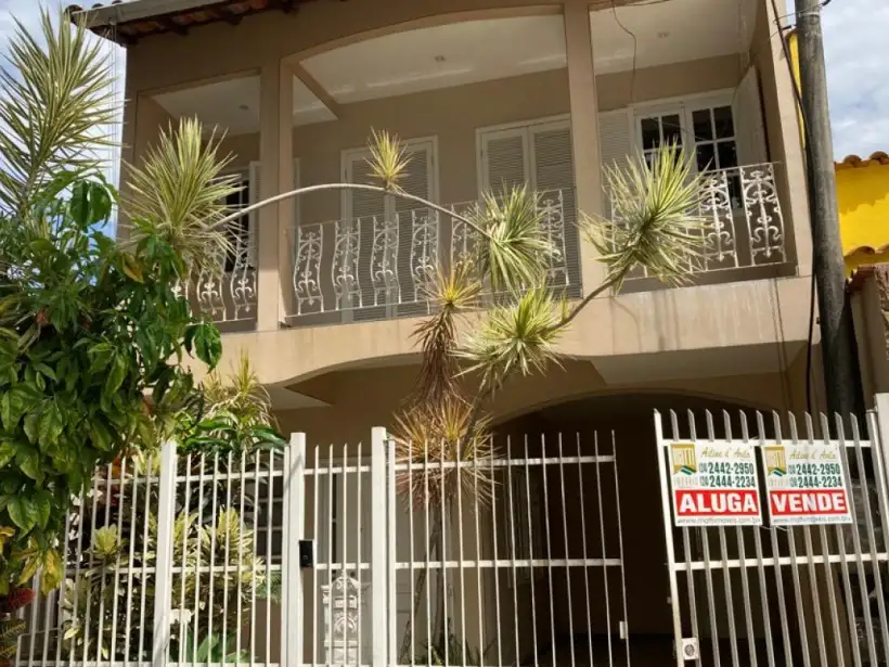 Casa 2 Quartos para locação no bairro Vila Suiça