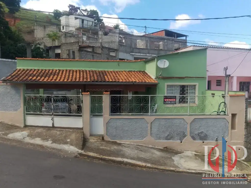 Casa 2 Quartos para venda no bairro Chacrinha