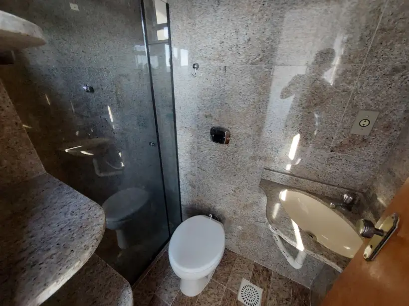 Apartamento 2 quartos, SENDO 1 suíte no Centro à venda