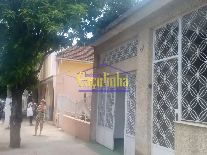 Casa 2 Quartos para locação no bairro Nossa Senhora de Santana