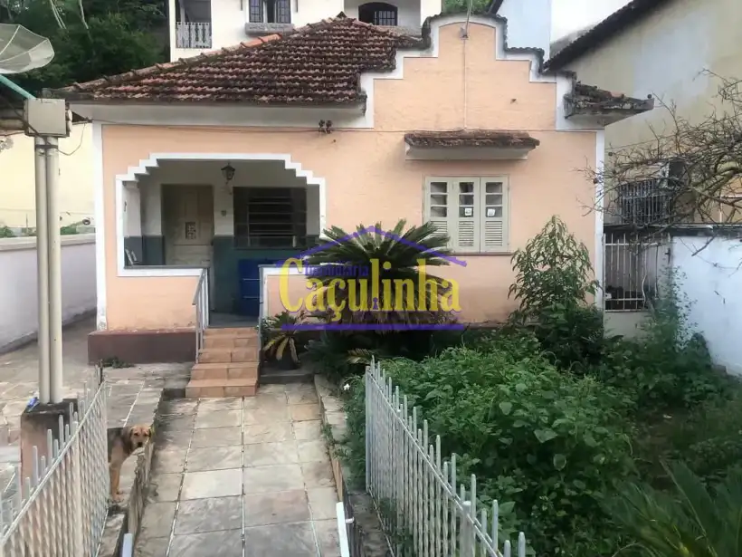 Casa 2 Quartos para venda no bairro Santo Cristo