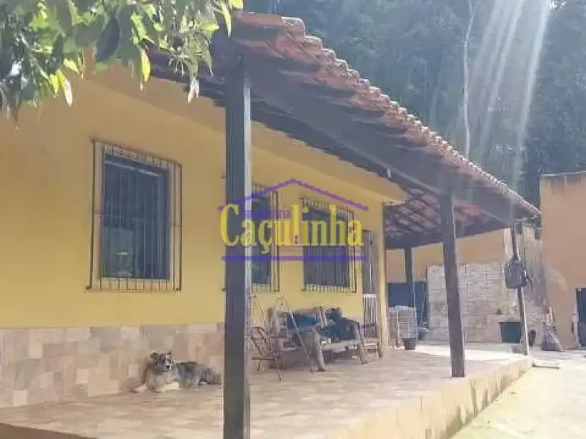 Casa 2 Quartos para venda no bairro Centro