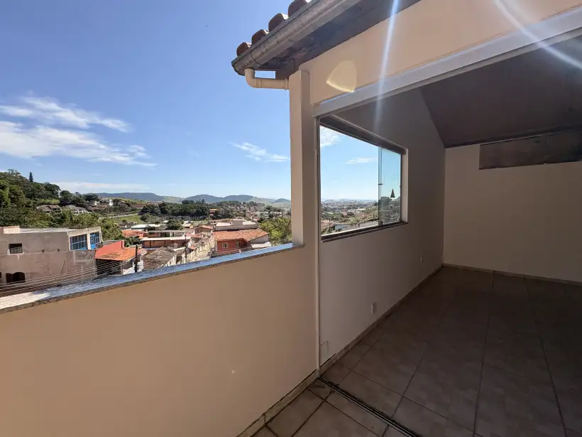 Casa 3 quartos para venda no bairro SANTA CRUZ