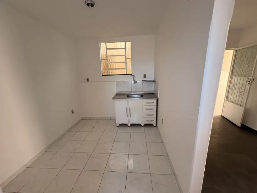 Casa 3 quartos para venda no bairro SANTA CRUZ