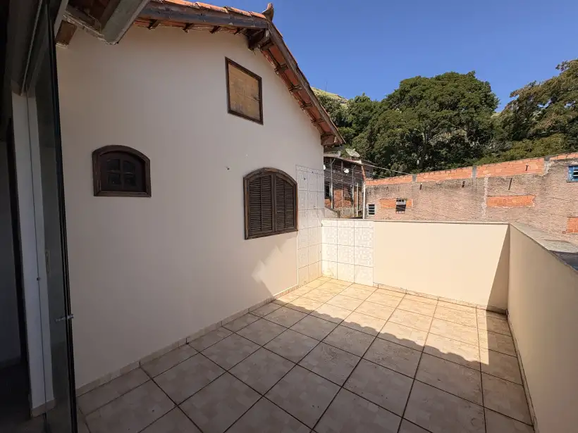 Casa 3 quartos para venda no bairro SANTA CRUZ