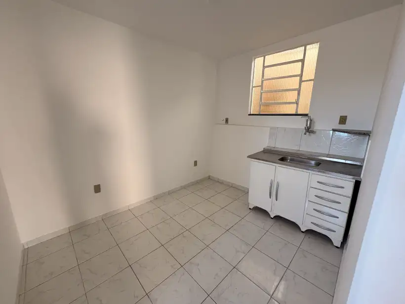 Casa 3 quartos para venda no bairro SANTA CRUZ