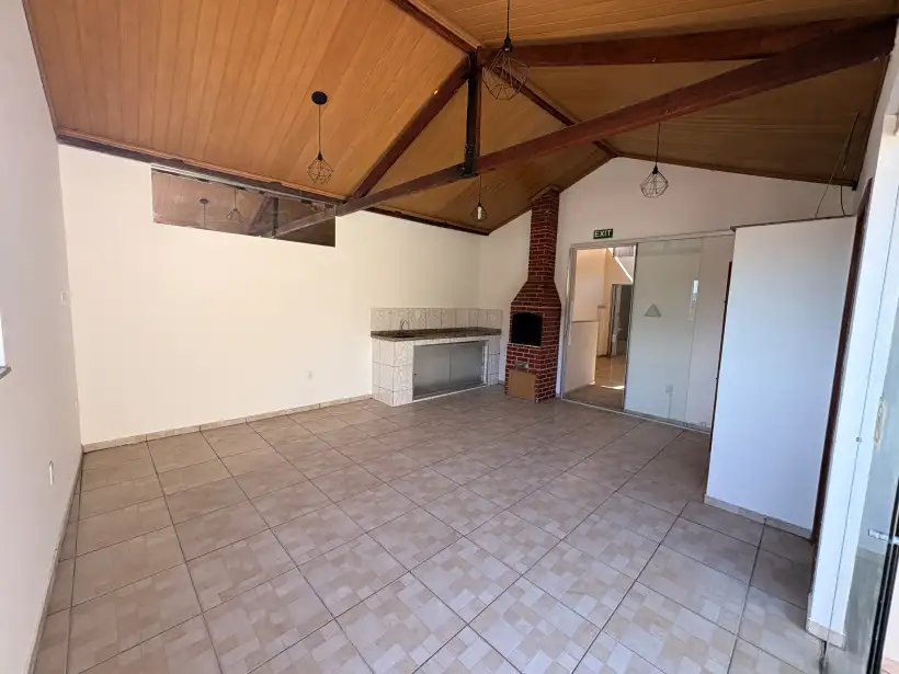 Casa 3 quartos para venda no bairro SANTA CRUZ