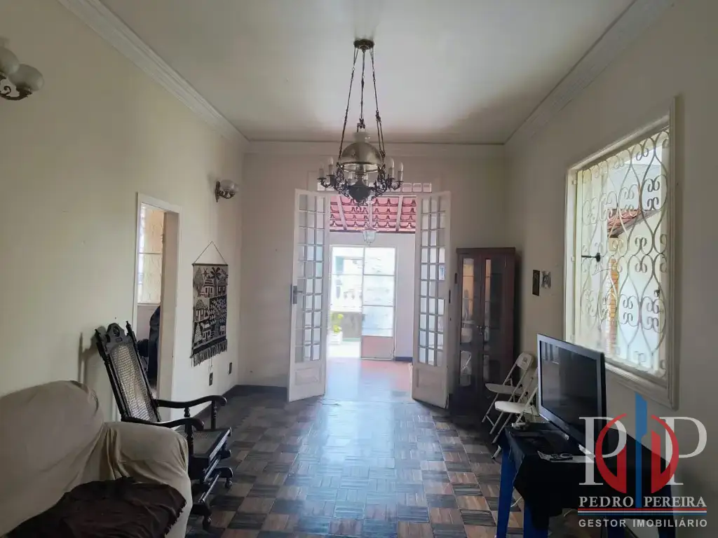 Casa 3 Quartos para venda no bairro Centro