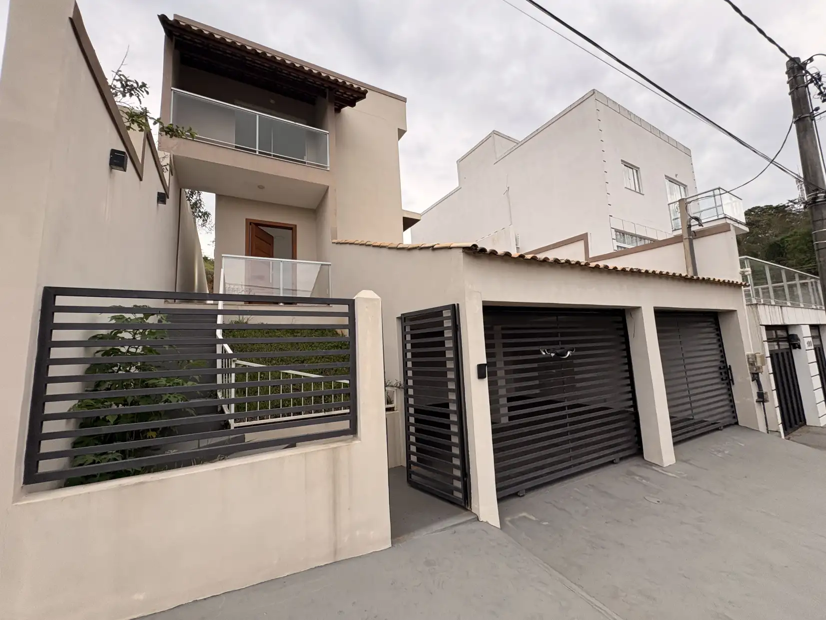 Casa 3 quartos para venda no bairro Santa Cruz