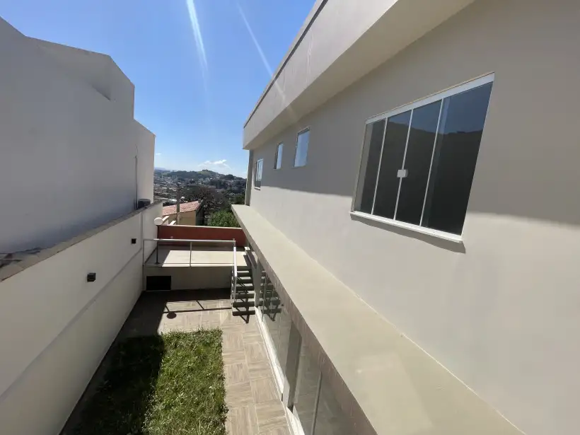 Casa 4 quartos para venda no bairro Santa Cruz