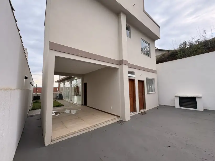 Casa 3 quartos para venda no bairro Santa Cruz