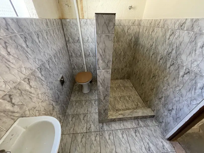 Casa 2 quartos para locação no bairro Pentagna