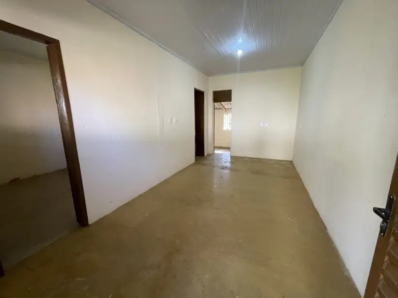 Casa 2 quartos para locação no bairro Pentagna