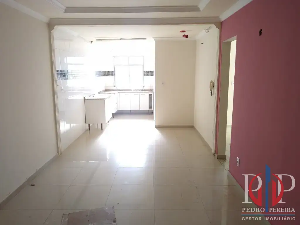 Apartamento 2 Quartos para venda no bairro Laranjeiras