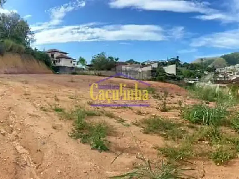 Terreno 1.397m² para venda no bairro Santa Cruz
