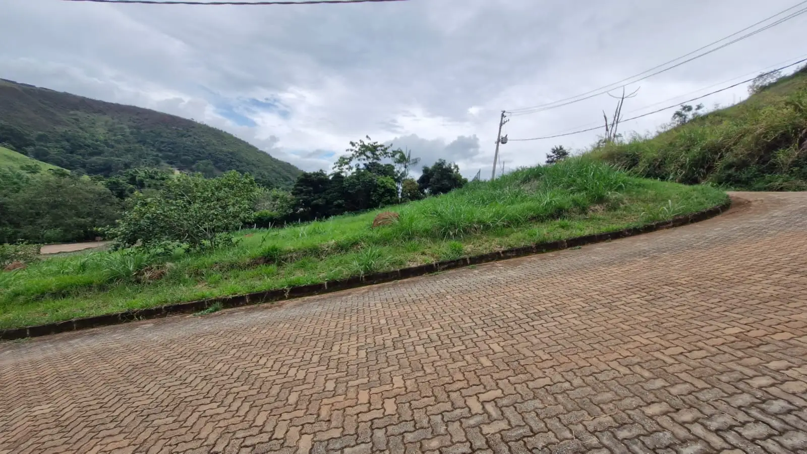 Terreno 1.598m² para venda no bairro Centro