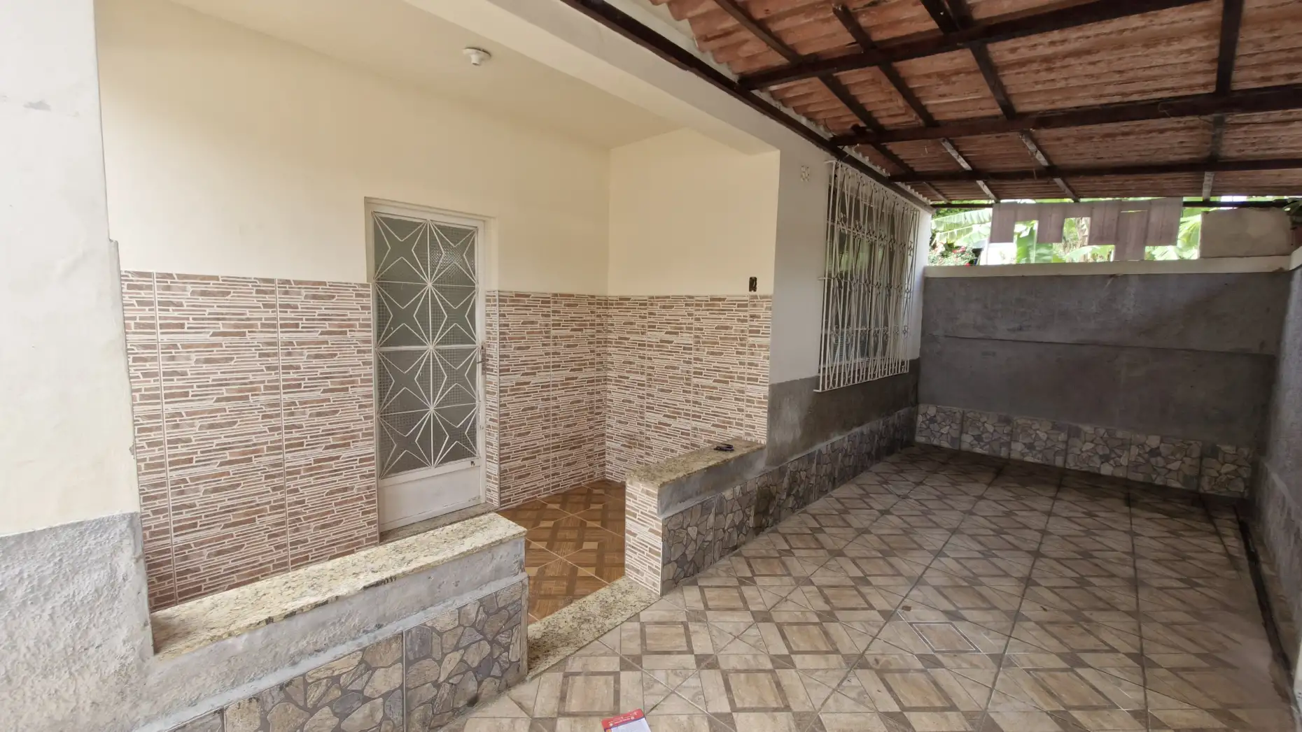 Casa 2 quartos para locação no bairro PARQUE PENTAGNA