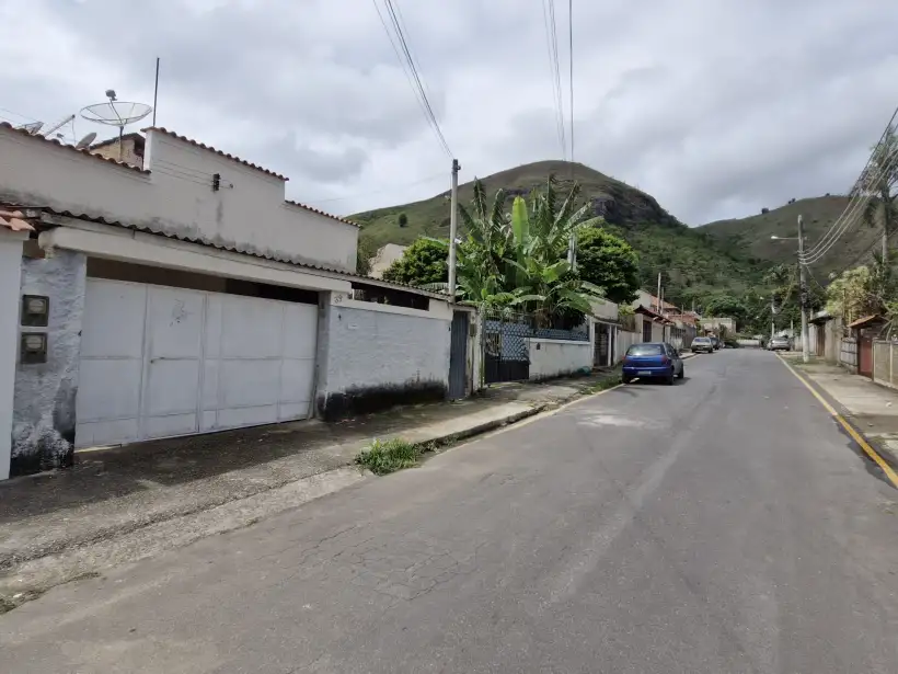 Casa 2 quartos para locação no bairro PARQUE PENTAGNA