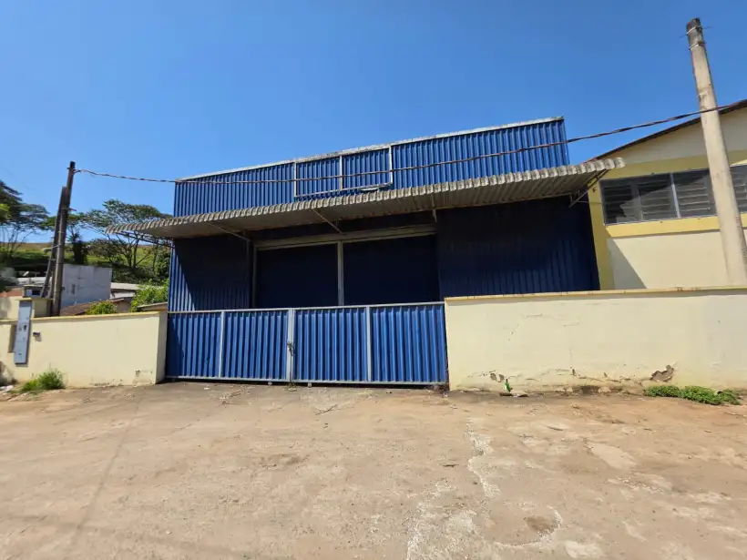 GALPÃO COMERCIAL 1.000M² P/ LOCAÇÃO NO CARAMBITA - VALENÇA