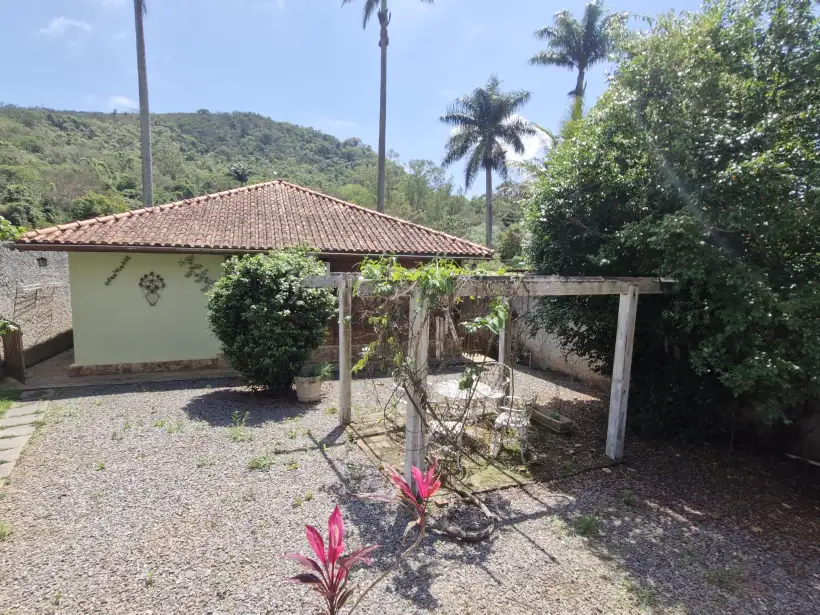 QUINTAL/PERGOLADO