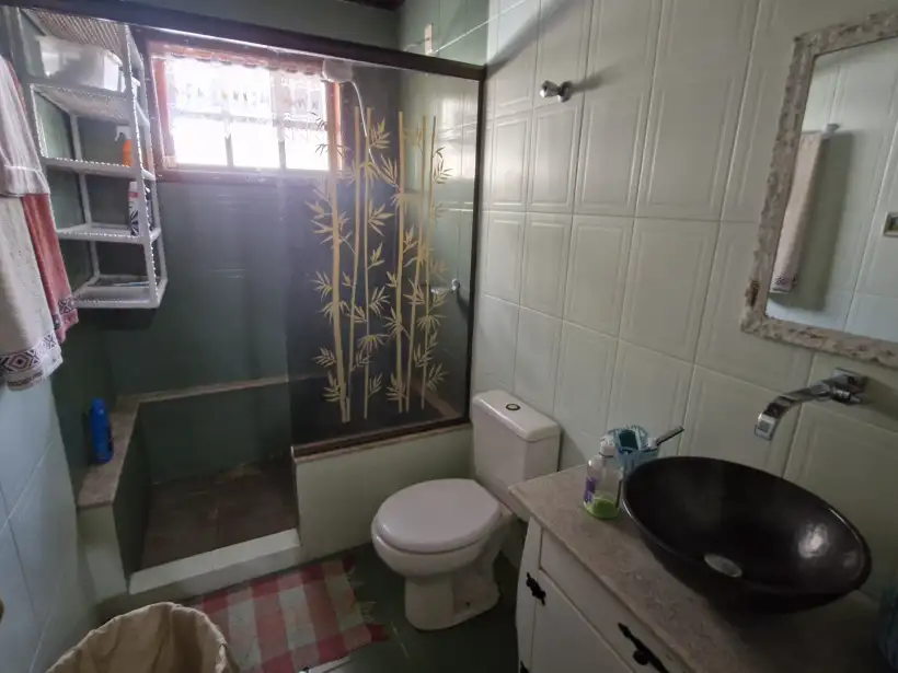 QUARTO 1 BANHEIRO