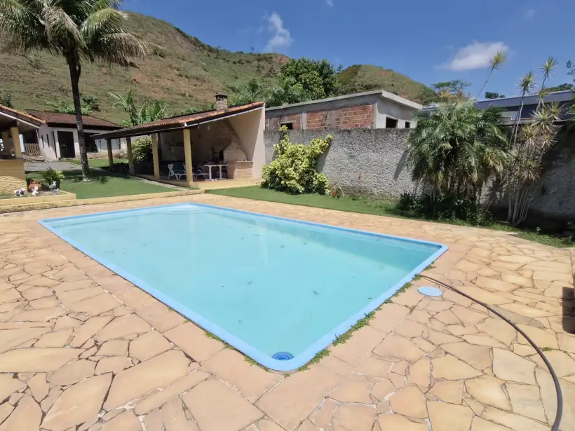 QUINTAL/PISCINA