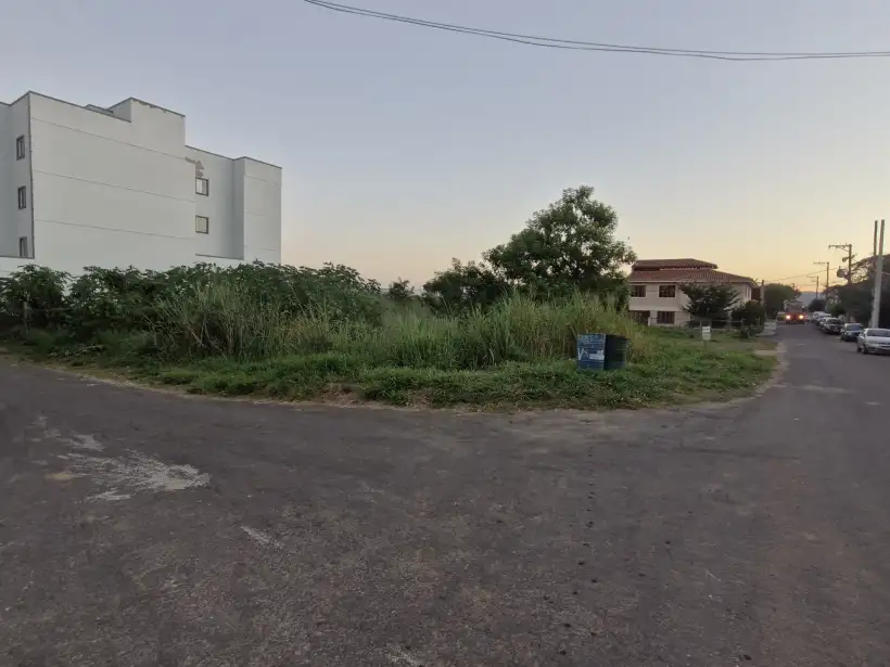 Terreno 279m² para venda no bairro Novo Horizonte