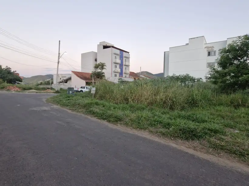 Terreno 279m² para venda no bairro Novo Horizonte