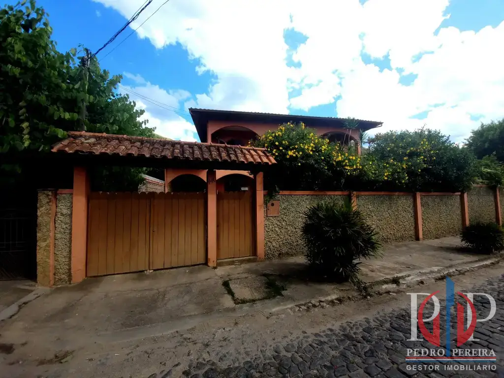 Casa 6 Quartos para venda no bairro Torres Homem