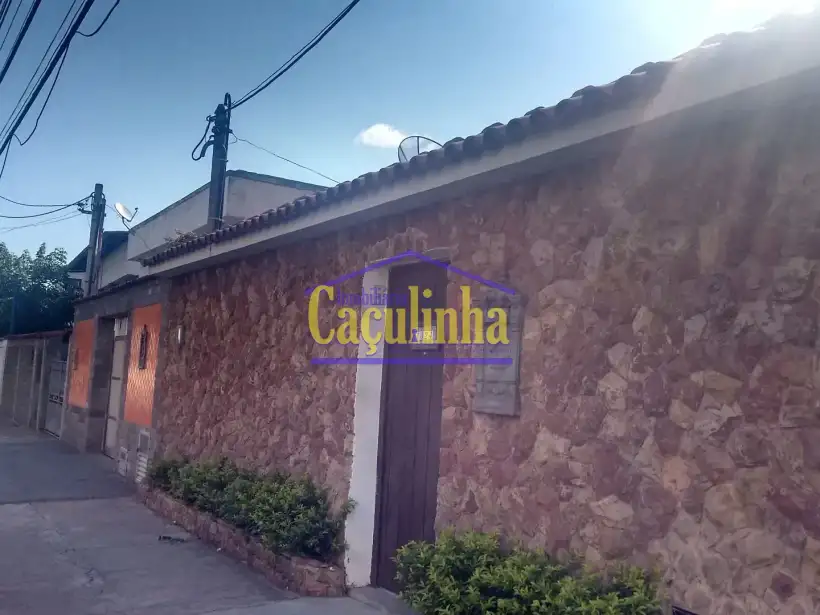Casa 2 Quartos para venda no bairro Centro