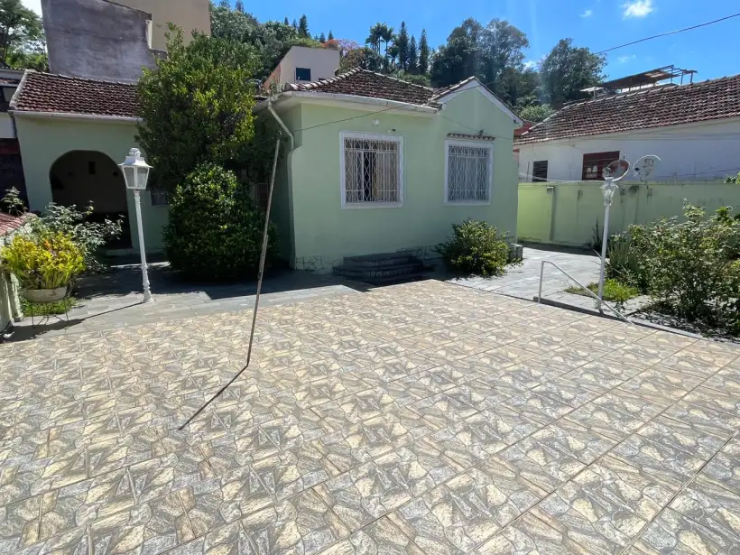 Casa 3 quartos para venda no bairro São Cristóvão