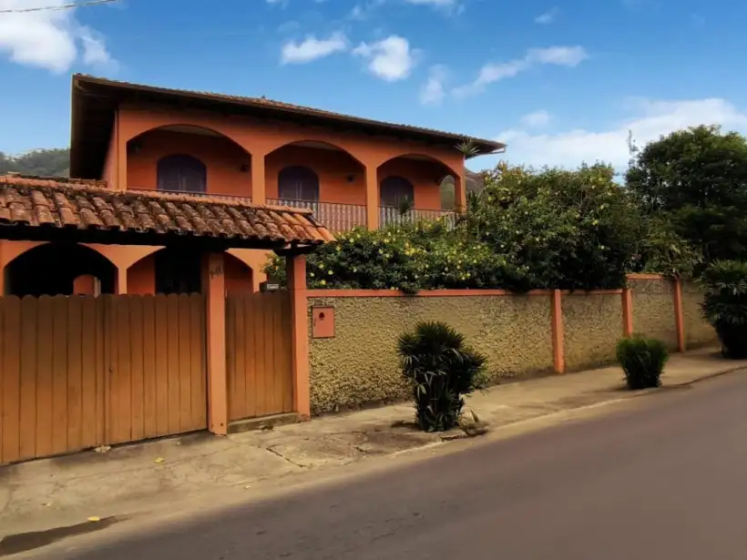 Casa 6 Quartos para venda no bairro Torres Homem
