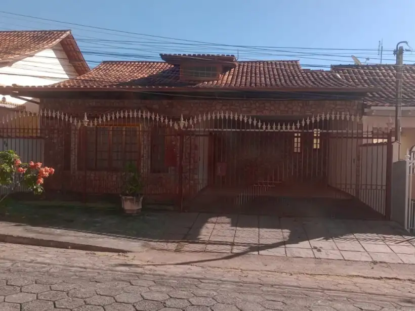 Casa 3 Quartos para locação no bairro Jardim dona Angelina