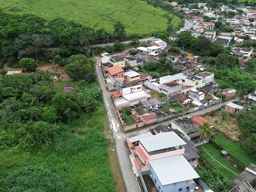 Terreno 561m² para venda no bairro Cambota