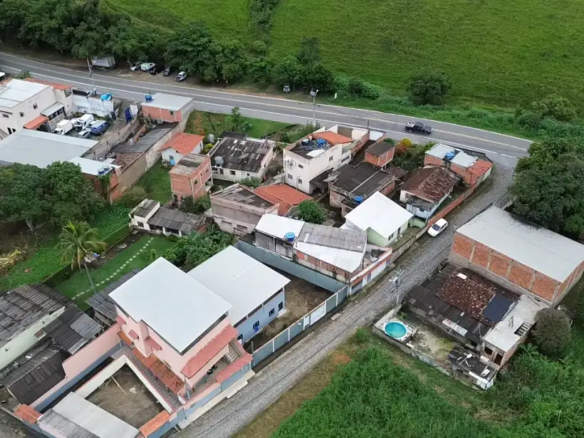 Terreno 561m² para venda no bairro Cambota