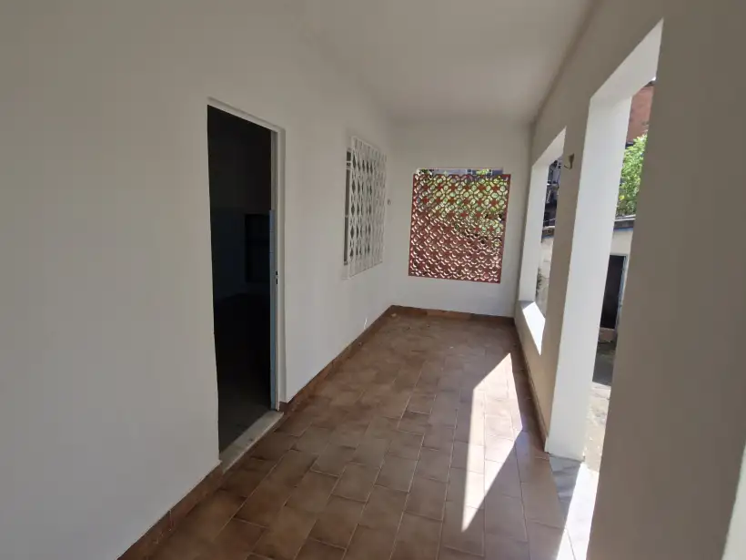 Casa 3 quartos para venda e locação no bairro Barroso