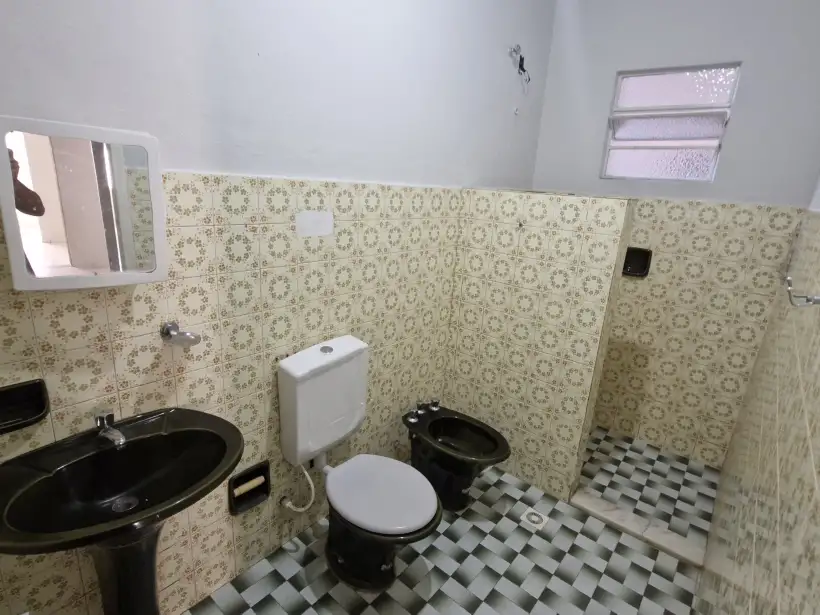 Casa 3 quartos para venda e locação no bairro Barroso