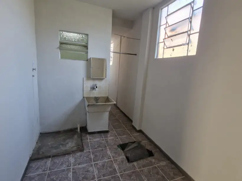 Casa 3 quartos para venda e locação no bairro Barroso