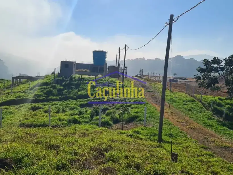 Terreno 1.132m² para venda no bairro Ipiabas
