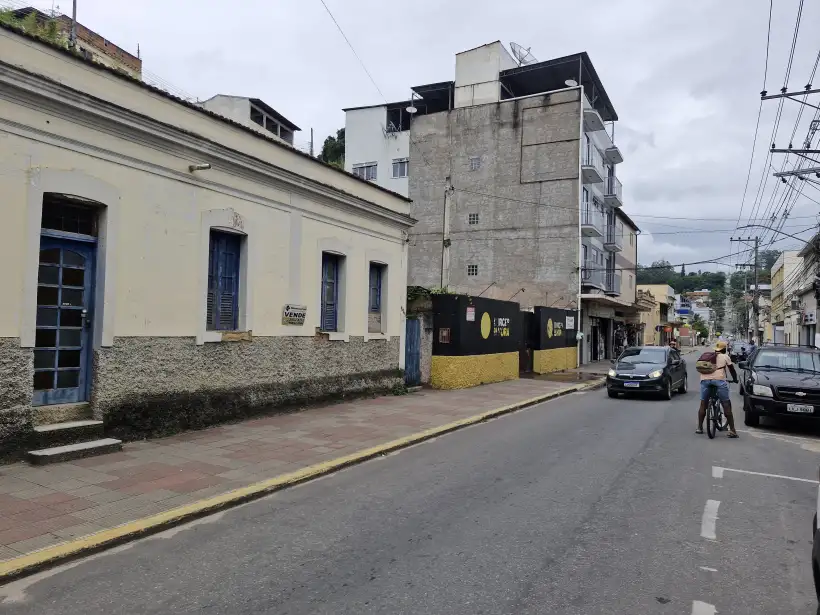 Terreno 196m² para venda no bairro Centro