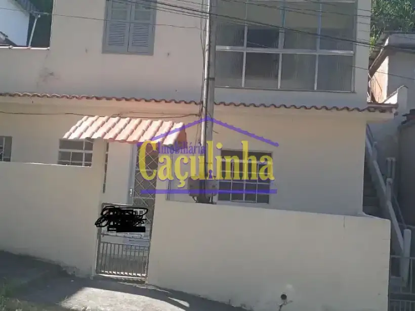 Casa 3 Quartos para venda no bairro Maracanã