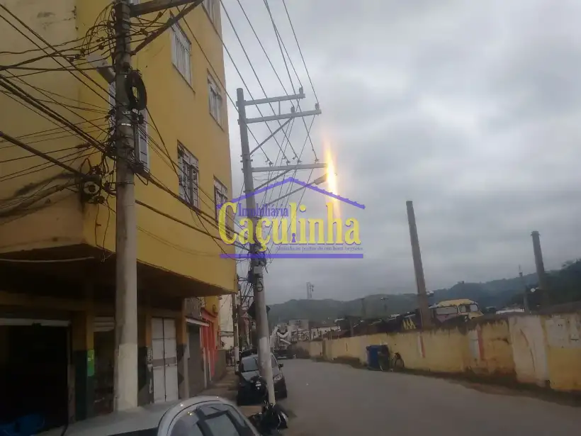 Apartamento 3 Quartos para venda no bairro Santo Cristo