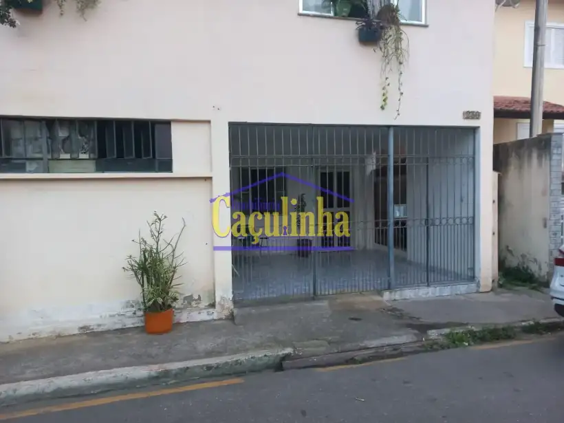 Casa 1 Quarto para venda no bairro Santanesia
