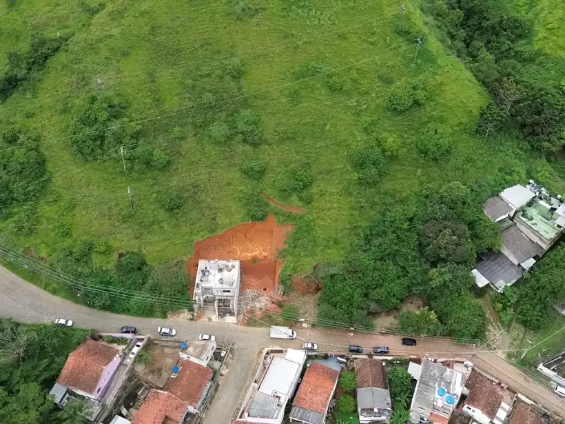 Terreno 300m² para venda no bairro Centro